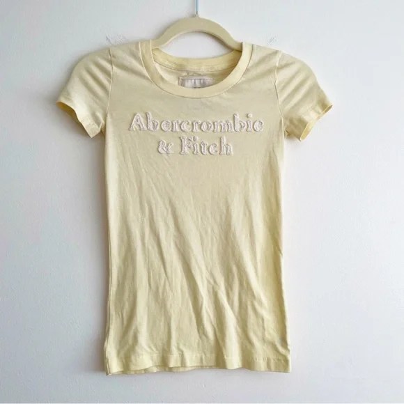 Abercrombie and fitch butter yellow spell out tee shirt 3d logo baby tee y2k XS - Picture 9 of 9